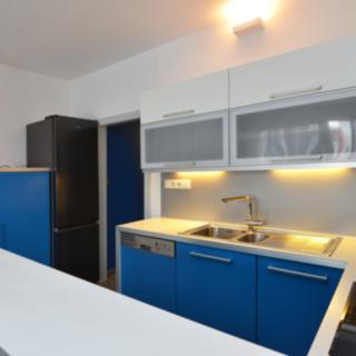 Pronájem bytu 3+kk 75 m² Praha