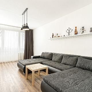 Prodej bytu 3+1 73 m² Praha, Jabloňová