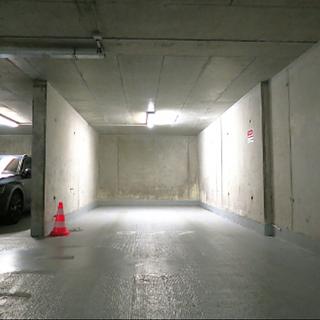 Pronájem parkovacího místa 20 m² Praha