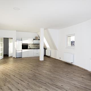 Pronájem bytu 3+kk 86 m&sup2; Ústí nad Labem