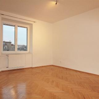 Pronájem bytu 2+1 52 m² Praha, Bělocerkevská