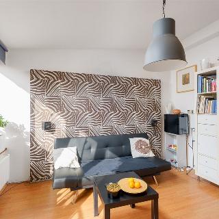 Prodej bytu 3+kk 55 m² Praha, Buchovcova