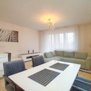 Pronájem bytu 2+kk 50 m² Praha