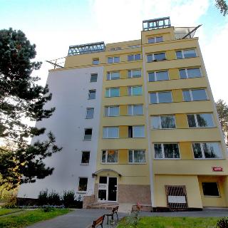 Prodej bytu 3+1 79 m² Praha, Šimůnkova