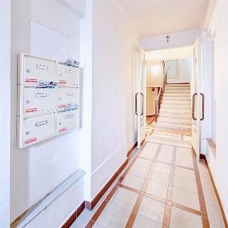 Pronájem skladu 35 m² Praha, Tůmova