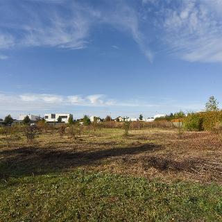 Prodej stavební parcely 1 114 m² Zbuzany