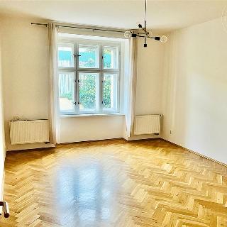 Pronájem bytu 2+1 53 m² Praha, Vltavská