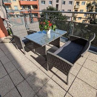 Pronájem bytu 2+kk 47 m² Praha, Plzeňská