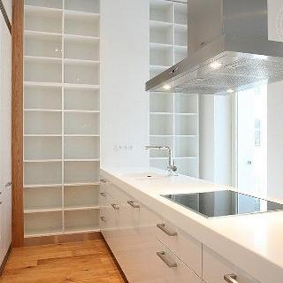 Pronájem bytu 3+kk 114 m² Praha, Laubova