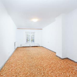 Prodej bytu 3+1 88 m² Praha, Hlubočepská