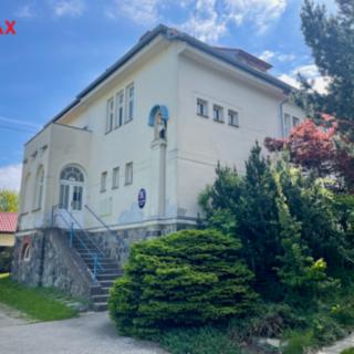 Pronájem bytu 5+1 a více 106 m² Lštění, Grégrova
