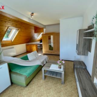 Pronájem bytu 1+kk a garsoniéry 47 m² Senohraby, U školky