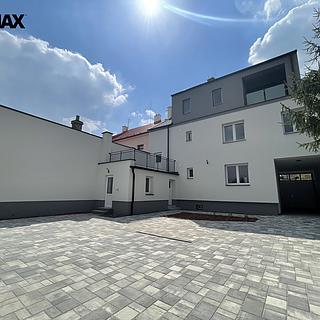 Prodej bytu 3+kk 64 m&sup2; Olomouc