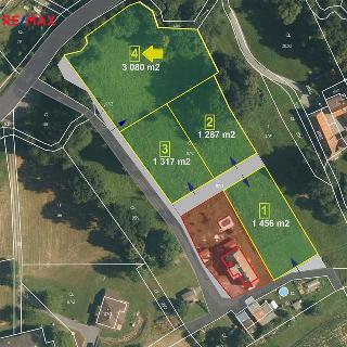 Prodej stavební parcely 3 080 m² Vražné