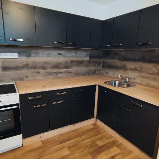 Pronájem bytu 3+kk 85 m²