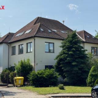Prodej Ostatních komerčních prostor 1573 m² Kunovice