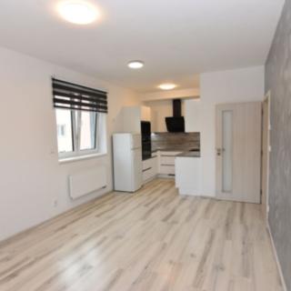 Pronájem bytu 2+kk 44 m² Velká Bystřice, Nádražní I