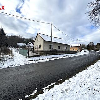 Prodej rodinného domu 200 m&sup2; Oskava