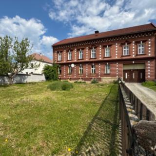Prodej rodinného domu 600 m² Medlov, 