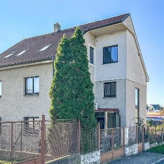 Prodej rodinného domu 209 m² Klíčany, Za mladých