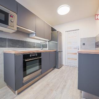 Pronájem bytu 3+1 74 m² Kladno, Plzeňská