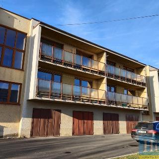 Pronájem bytu 4+1 95 m² Pelhřimov