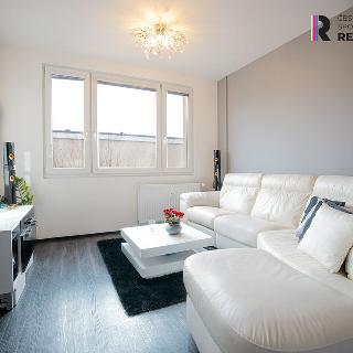 Prodej bytu 2+1 60 m² Praha, Jabloňová