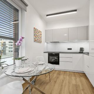 Prodej bytu 2+kk 54 m² Praha, Zlochova