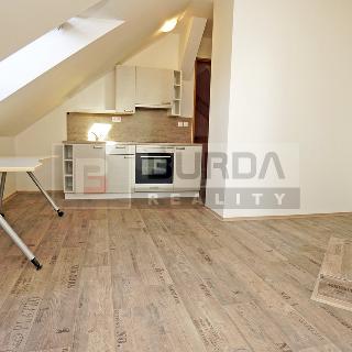 Pronájem bytu 2+kk 60 m² Neratovice, 