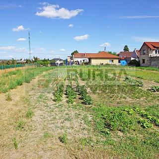 Prodej stavební parcely 850 m&sup2; Tuhaň