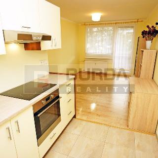 Pronájem bytu 2+kk 40 m² Neratovice, 