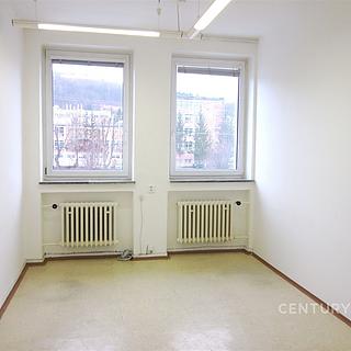 Pronájem kanceláře 17 m&sup2; Zlín