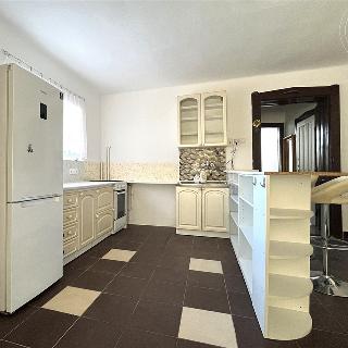 Pronájem bytu 2+1 84 m² Mysločovice, 