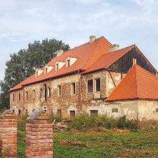 Prodej historického objektu 1 000 m² Žáky