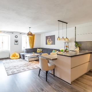 Prodej bytu 3+kk 94 m² Bělá pod Bezdězem, Masarykovo náměstí