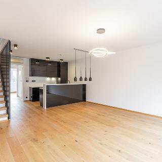 Prodej rodinného domu 172 m² Praha, Smrčinská