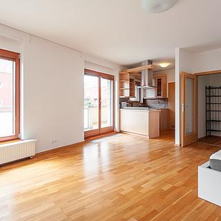 Pronájem bytu 2+kk 103 m&sup2; Praha