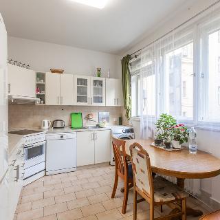 Prodej bytu 3+1 94 m² Praha, Purkyňova