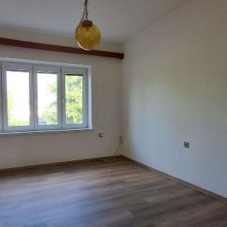 Prodej bytu 2+1 74 m² Dvůr Králové nad Labem, nábřeží Benešovo