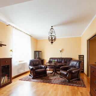 Prodej bytu 3+1 82 m² Klatovy, Podhůrecká