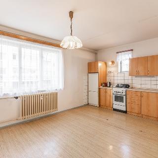 Prodej bytu 3+1 71 m² Praha, K Orionce