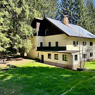 Prodej rodinného domu 400 m&sup2; Železná Ruda