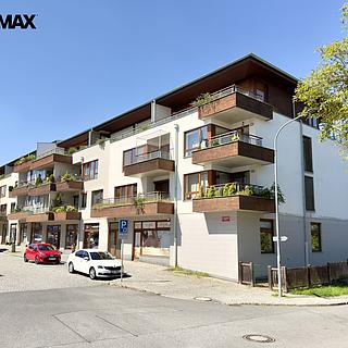 Prodej bytu 2+kk 69 m&sup2; Dolní Břežany