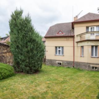 Prodej rodinného domu 345 m² Krušovice