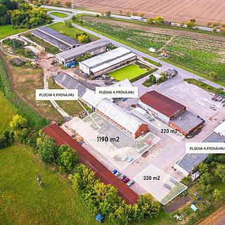 Pronájem komerčního pozemku 330 m&sup2; Zámrsk