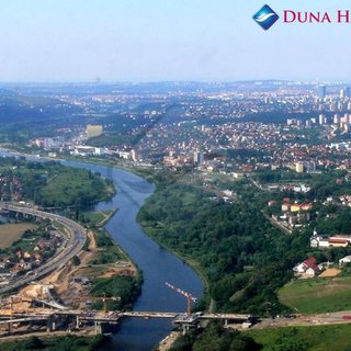 Prodej stavební parcely 2 290 m² Praha, K přehradám