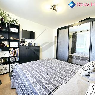 Prodej bytu 2+kk 39 m² Praha, Štúrova