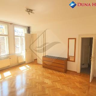 Prodej bytu 2+kk 45 m² Praha, Řeznická