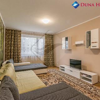 Prodej bytu 3+1 74 m² Praha, Zbudovská