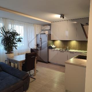 Prodej bytu 2+kk 69 m² Praha, K otočce